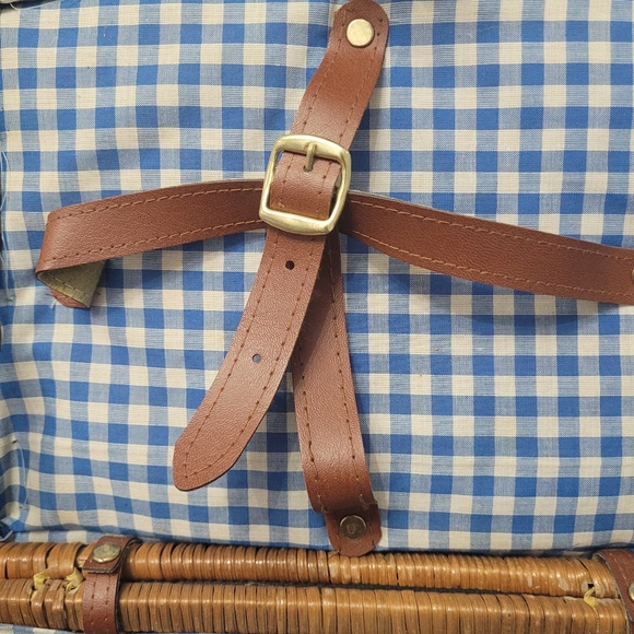 Picnic wicker basket&Accessories - Picture 7 of 10